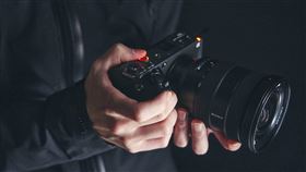 Sony FX3讓創作者能夠靈活高效的拍攝並輕鬆創作出絕佳電影感的影片。（圖／品牌提供）