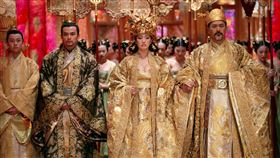 滿城盡帶黃金甲（圖／CATCHPLAY 提供）