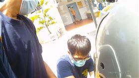 高雄,岡山,興達港,考試,身分證,gogoro
