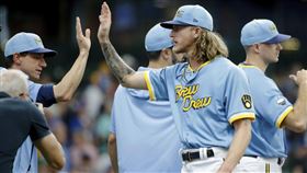 ▲明星終結者「飄髮哥」黑德（Josh Hader）遭釀酒人交易。（圖／美聯社／達志影像）