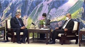 行政院長蘇貞昌今（2）日接見「中美洲銀行丹堤摩西總裁」