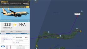 裴洛西座機晚間7時終於北轉了。（圖／翻攝自Flightradar24網站）