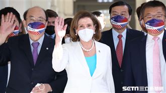 裴洛西為訪台之行辯護：不容中孤立台