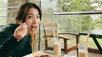 田馥甄吃義大利麵遭中網出征！原因曝