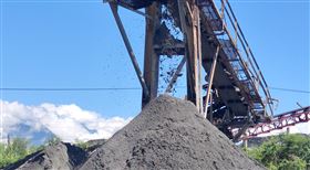 大陸反裴洛西，禁芷天然砂出口台灣，業者:影響不大 (圖／翻攝畫面)