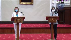 蔡英文裴洛西記者會,中央社記者提問