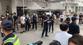 裴洛西造訪景美人權園區，新北警方已荷槍實彈做好維安準備。（圖／記者李依璇攝影）