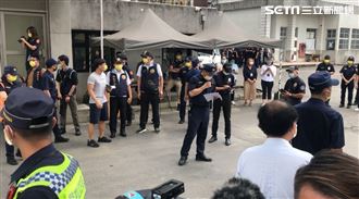 裴洛西最終行程！3百警荷槍實彈維安