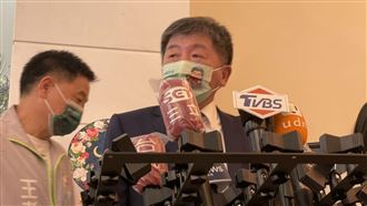 柯P想「左右逢源」　陳時中：像劈腿