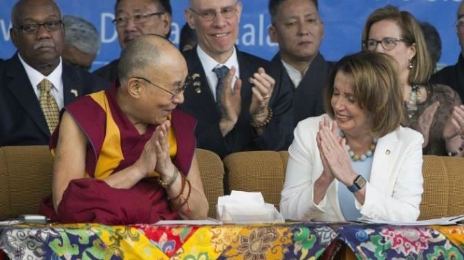 裴洛西挺達賴喇嘛　訪台發生神秘巧合