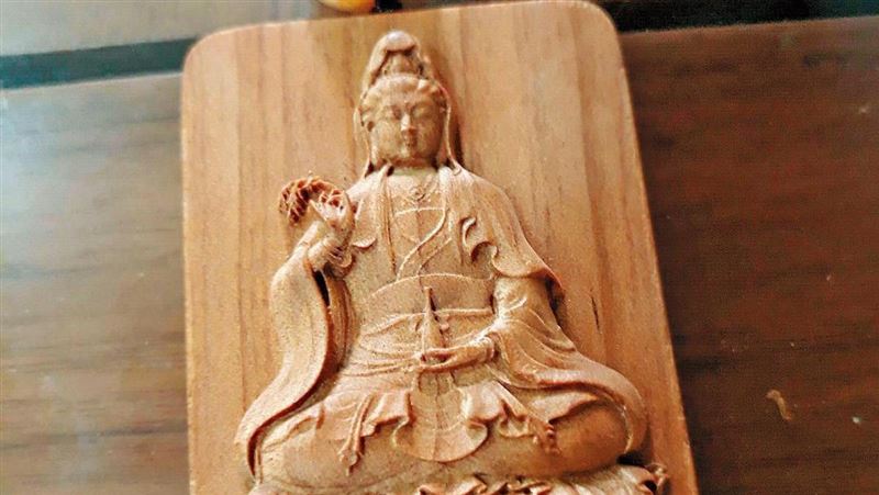 查扣千萬沉香發回變4電池　中檢判賠
