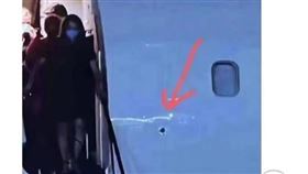裴洛西座機曾遭攔截？陸網瘋傳彈孔照（圖／翻攝自微博／Yt頻道／波音官網）