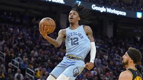 ▲莫蘭特（Ja Morant）穿的12號球衣是NBA最多球員選用的背號。（圖／美聯社／達志影像）