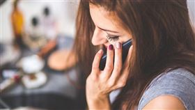 講電話,正妹,人妻,辣妹 （示意圖／翻攝自Pixabay）