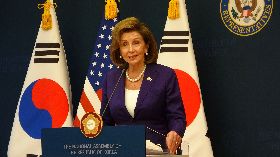 裴洛西會金振杓  支持促進北韓非核化