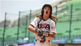 美國隊球員的「戰術護腕」成為比賽亮點。（圖／棒協提供） 