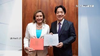 在義大利奪冠　屏東黑巧克力贈裴洛西