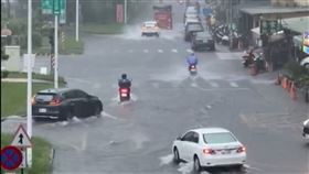 嘉義,大雨,噴泉