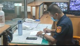 警察,警察局,報案,警方,民眾,舉報,檢舉,示意圖／翻攝畫面