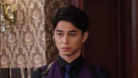 東出昌大
圖翻攝自【公式】『コンフィデンスマンJP』推特
