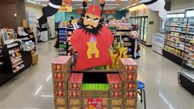 高手在民間！超商店員「創意擺設」炫技無上限