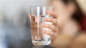 喝水,水（示意圖／翻攝自Unsplash）