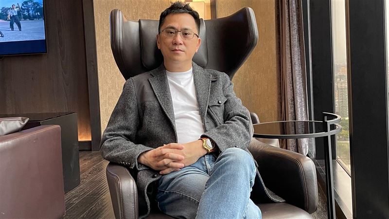 一起脫到底！486先生推48小時脫褲子特賣