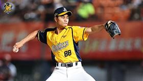 ▲中信兄弟宋晟睿登板。（圖／中信兄弟球團提供）