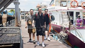 本土天團玖壹壹參與全新型態真人秀節目《歡迎光臨-等你來家1》。（圖／灰人文化傳媒提供）