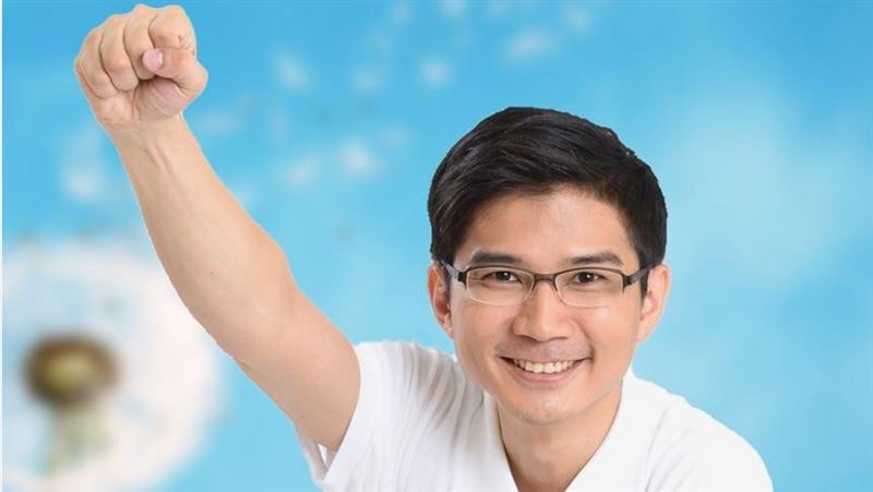 曾被四叉貓戳特權　曾獻瑩：無黨參選
