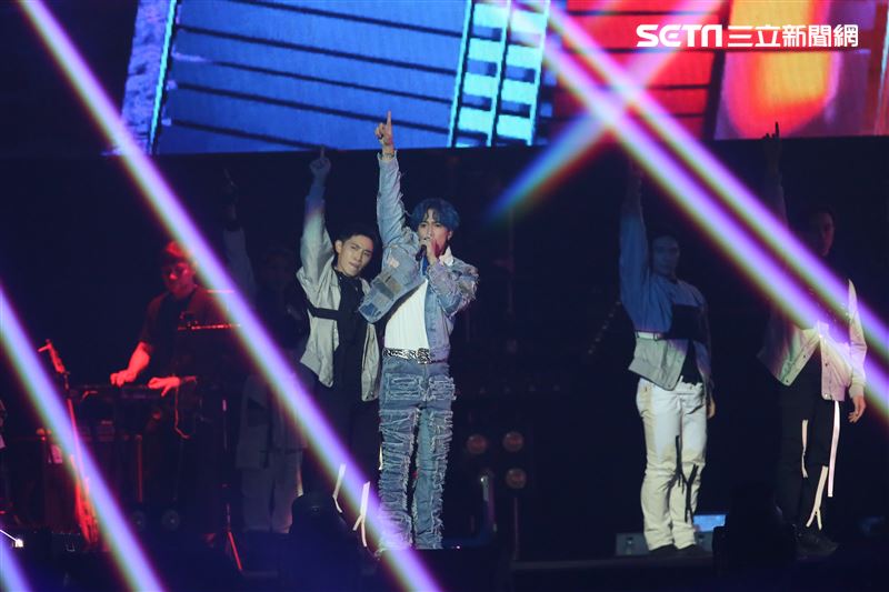 五堅情「Moon Landing月面著陸」台北小巨蛋演唱會。（圖／記者楊澍攝影）