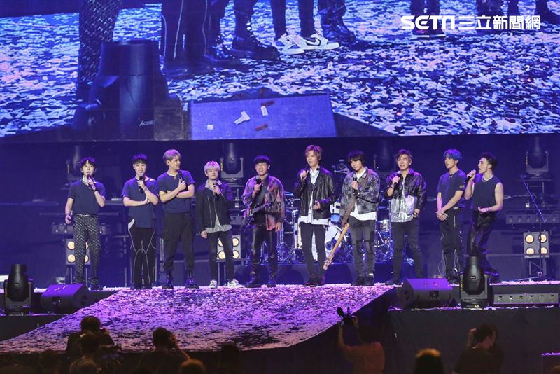 八三夭擔任五堅情小巨蛋演唱會嘉賓。（圖／記者楊澍攝影）