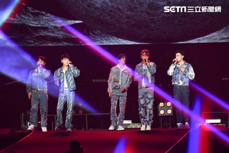 五堅情「Moon Landing月面著陸」台北小巨蛋演唱會。（圖／記者楊澍攝影）