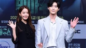 黑話律師 李鐘碩 潤娥（圖／Disney 提供）