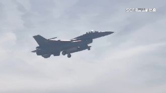 花蓮F-16掛彈戰備　直擊震撼畫面