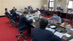 行政院長蘇貞昌召開擴大防疫會議。（圖／行政院提供)