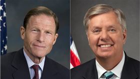 共和黨籍參議員葛蘭姆（右）和民主黨籍參議員布魯門塔（左）7日在CNN節目中，敦促拜登政府進一步支持台灣和烏克蘭。（圖／翻攝自維基共享資源，版權屬公有領域）
