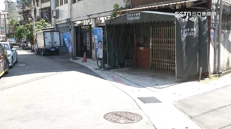 議員座車違停擋巷口　鄰怒：不只一次