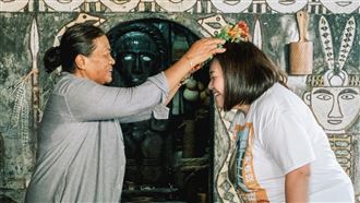 金鐘獎前參拜祖靈　鍾欣凌成功奪視后