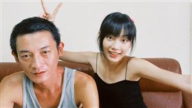 靜芳、爸爸/宝島唱片行