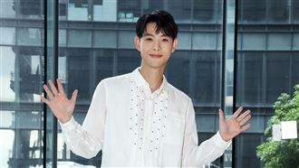 獨／連晨翔首戰華八　健身月瘦5公斤