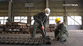 文 戰車後盾強1800