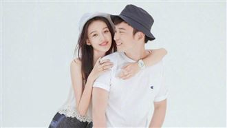 孫怡離婚董子健3年首互動　4字發言震驚網