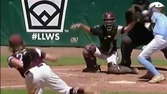 頭部觸身後大哭　打者暖心送擁抱安慰