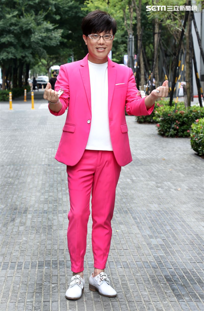 辦桌二人組 主唱馮偉傑二十週年公益演唱會「希望與愛、相馮」。（記者邱榮吉/攝影）