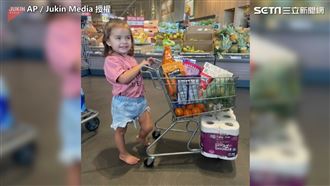 萌妹衝賣場血拚　推車堆滿超多戰力品
