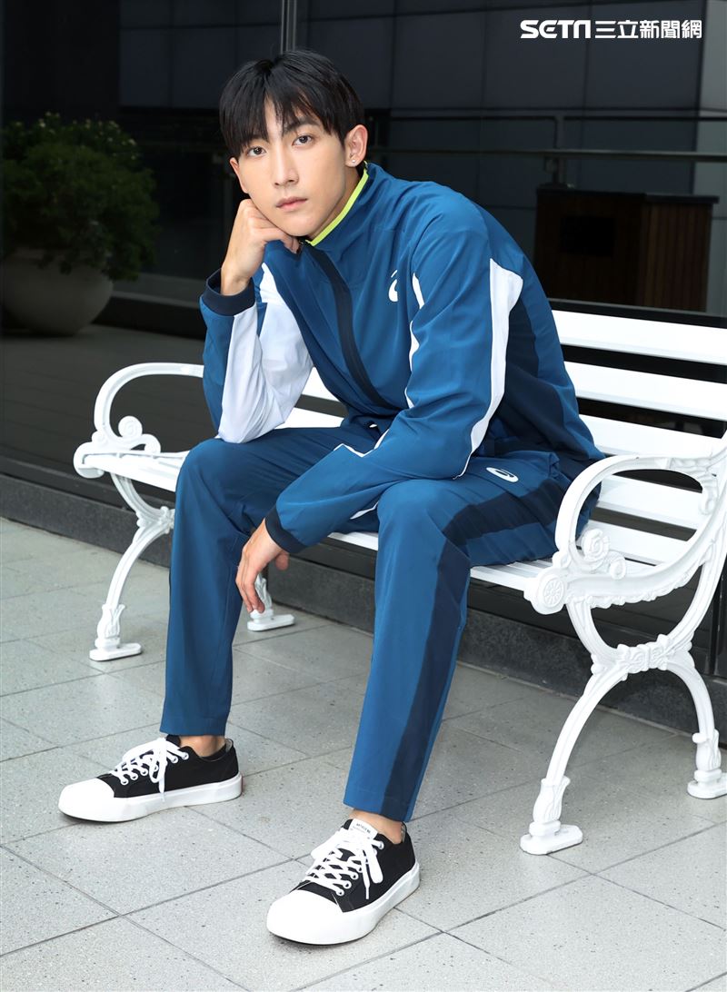 全明星黃宏軒三立新聞網專訪。（記者邱榮吉/攝影）