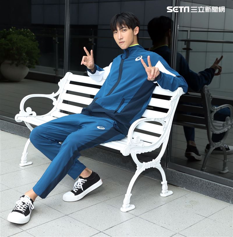 全明星黃宏軒三立新聞網專訪。（記者邱榮吉/攝影）