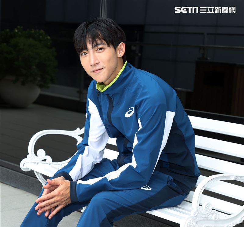 全明星黃宏軒三立新聞網專訪。（記者邱榮吉/攝影）