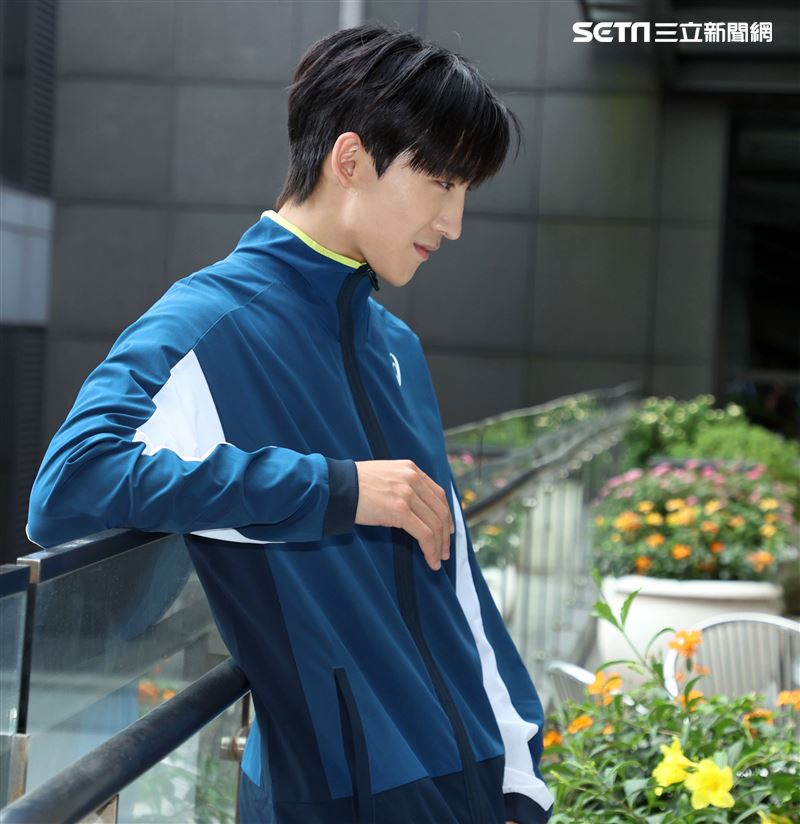 全明星黃宏軒三立新聞網專訪。（記者邱榮吉/攝影）